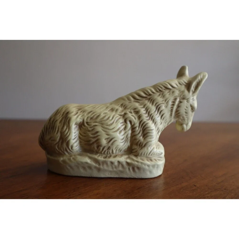 Vtg Christmas Nativity Figurine Paper Mache Composite: Laying Donkey  3.5